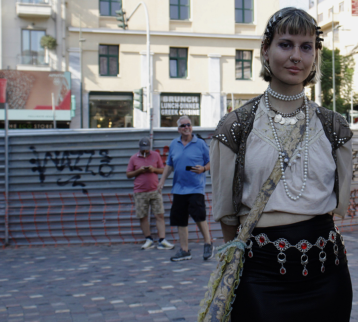 Έθνικ τύπισσα.