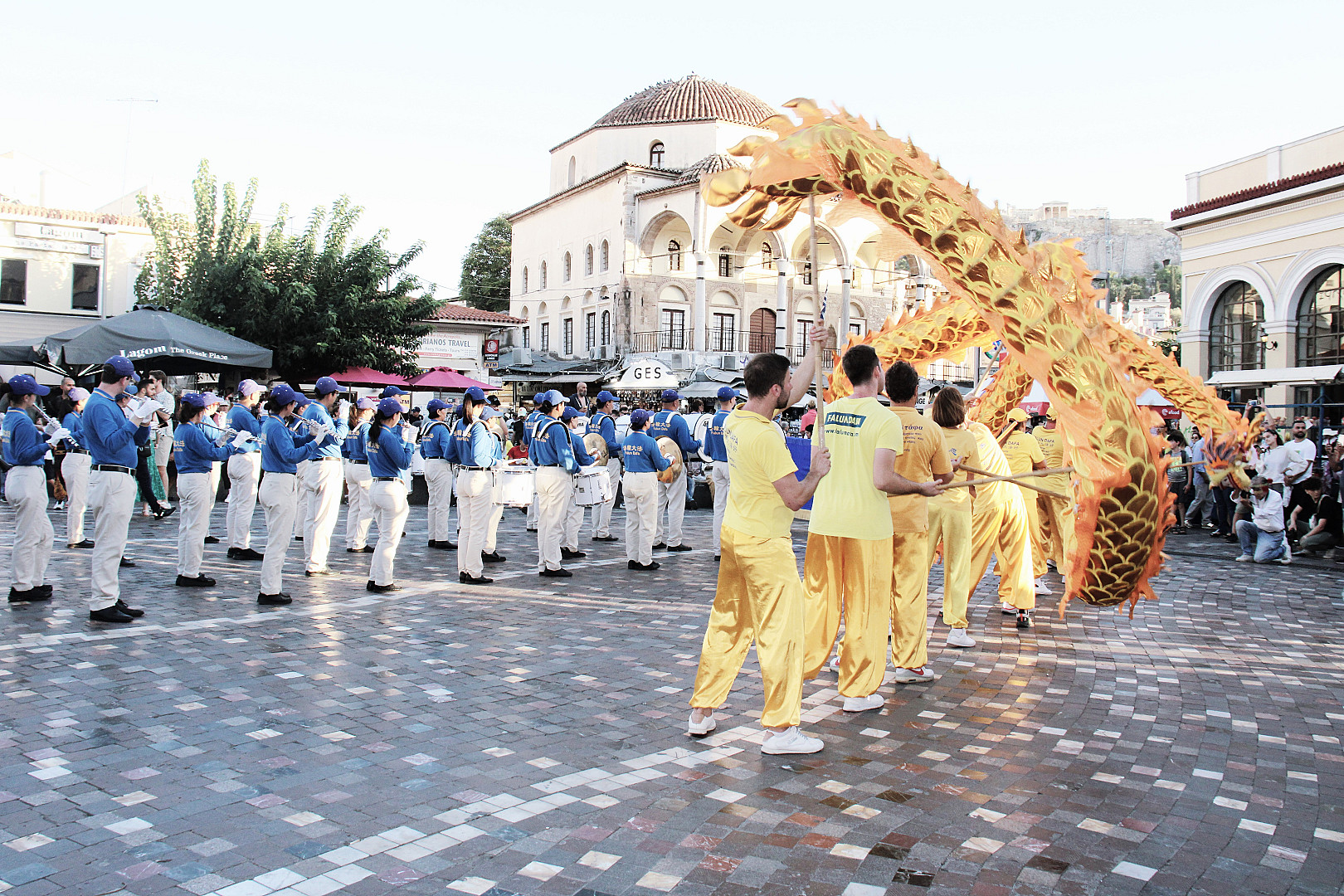 το τέρας της Κίνας.